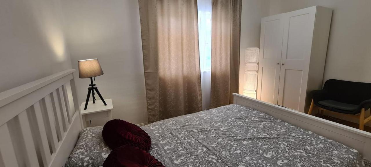 La Pergola Hotel Fažana Buitenkant foto