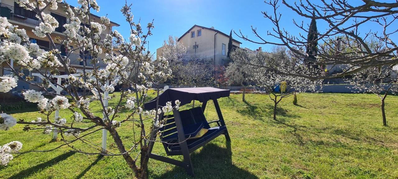 La Pergola Hotel Fažana Buitenkant foto